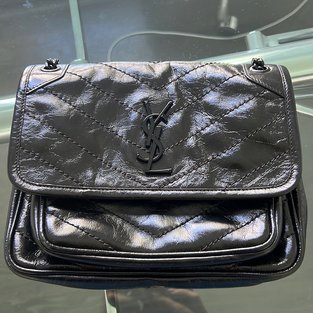 Saint Laurent Nikki purse medium